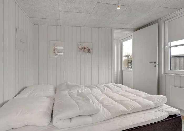 Helmina - 125m From The Sea By Interhome Vakantiehuis